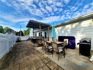 123 S High St, West Unity, OH 43570 - photo 5