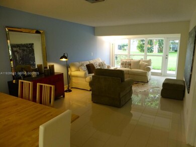 13741 Flora Place unit B, Delray Beach, FL 33484 - photo 2