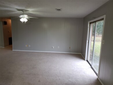 106 E Heritage Dr, Friendswood, TX 77546 - photo 6