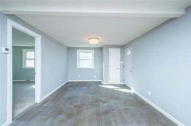 607 Cummins Rd, Des Moines, IA 50315 - photo 2