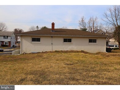 134 7th Ave, Folsom, PA 19033 - photo 6