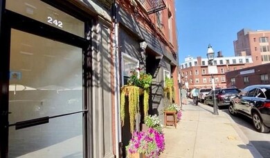 242 North St unit 3, Boston, MA 02113 - photo 4