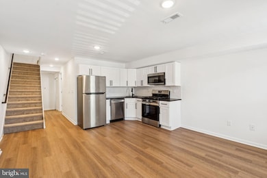 434 W Norris St unit 2, Philadelphia, PA 19122 - photo 3