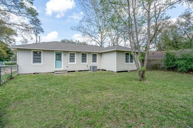 413 Carrell St, Tomball, TX 77375 - photo 6