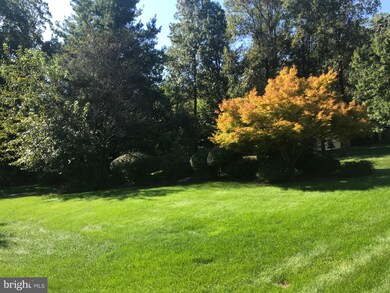 515 Arrowhead Trail, Reading, PA 19608 - photo 4