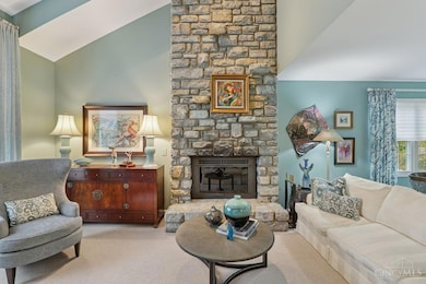 9850 Village View Ct, Cincinnati, OH 45241 - photo 7