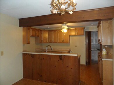 21 Kunkle Ave, Homer City, PA 15748 - photo 4