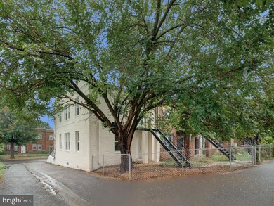 1946 I St NE, Washington, DC 20002 - photo 4