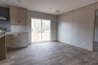 520 Branch Bend Way Cross 011925-8677