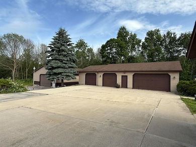 Detached Garages
