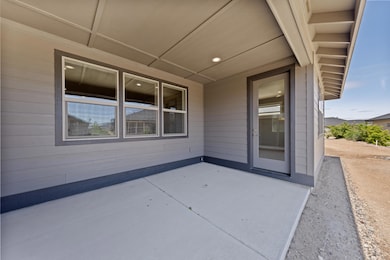 2622 NW Redwood Cir unit 40, Redmond, OR 97756 - photo 7