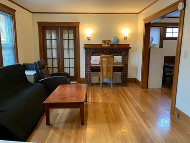 23 Menotomy Rd unit 1, Arlington, MA 02476 - photo 3