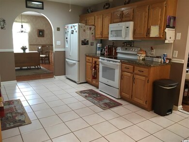 988 Honeysuckle Ln unit BREEZY ACRES, Conway, SC 29527 - photo 6