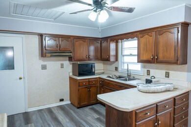 306 N Wall North St, Walnut Grove, MO 65770 - photo 5