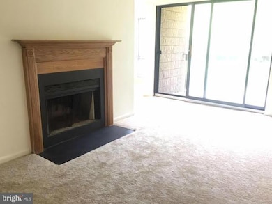 5921 Tamar Dr, Columbia, MD 21045 - photo 2