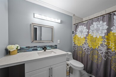 3611 Graustark St unit 4, Houston, TX 77006 - photo 7