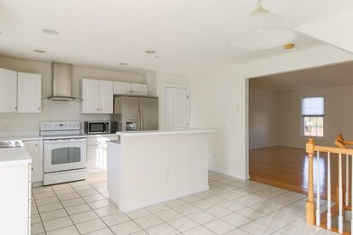 27 Buttercup Ln unit 27, South Grafton, MA 01560 - photo 6