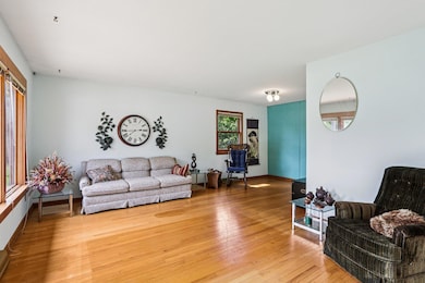 10-web-or-mls-W Page St-0606-008