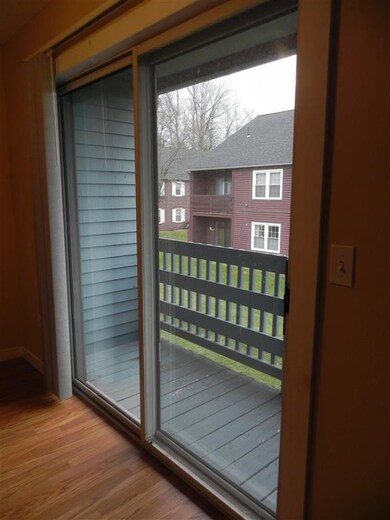 148 N Twin Oaks Terrace, South Burlington, VT 05403 - photo 6