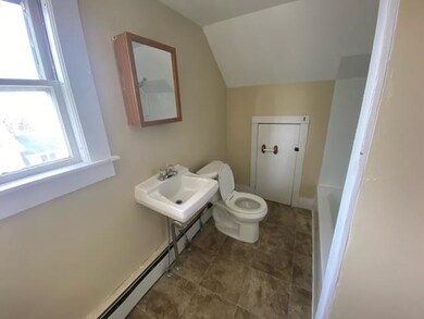27 School St unit E, Claremont, NH 03743 - photo 6