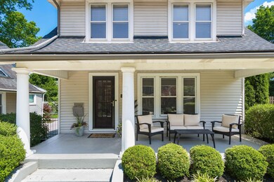 260 W Kenworth Rd, Columbus, OH 43214 - photo 4