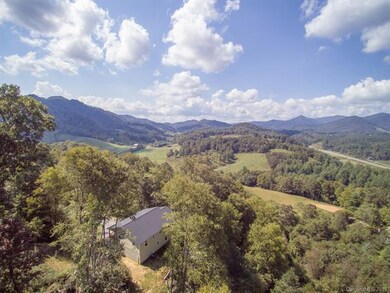 293 S Pinnacle Dr, Burnsville, NC 28714 - photo 2