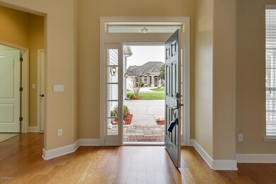 04 Entry Foyer