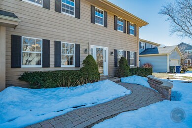 1208 Leverenz Rd, Naperville, IL 60564 - photo 2