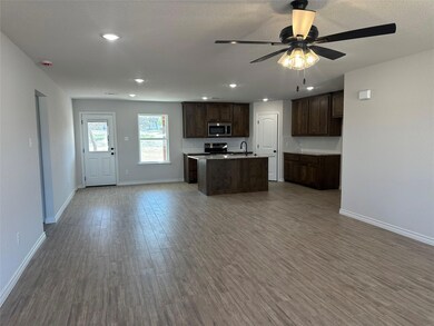 2014 Corriente Ct, Springtown, TX 76082 - photo 2