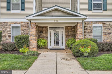 302 Wyndham Cir unit 302J, Owings Mills, MD 21117 - photo 2