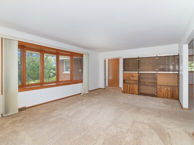 9S371 Modaff Rd, Naperville, IL 60565 - photo 4