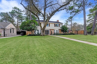 13931 Woodthorpe Ln, Houston, TX 77079 - photo 2