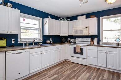 44 Lighthouse Dr, Manahawkin, NJ 08050 - photo 5