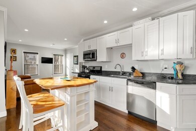 32 E Chestnut St unit 32, Sharon, MA 02067 - photo 4