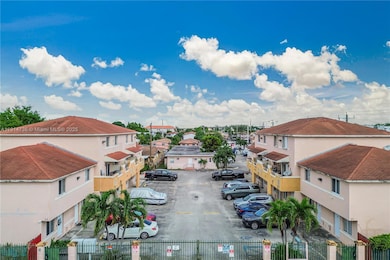 25 W 11th St unit 102, Hialeah, FL 33010 - photo 2
