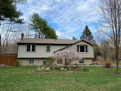 10 Hitching Post Rd, Amherst, MA 01002 - photo 2
