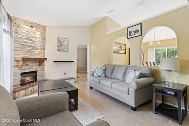 22-149-Hawthorne-Ln-NE-Palm-Bay-FL-32907