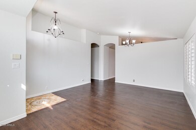 862 E Constitution Dr, Chandler, AZ 85225 - photo 5