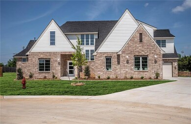New Transitional Design in a Peaceful Cul-de-Sac. 
