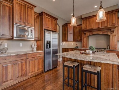 53 Timberwood Dr, Asheville, NC 28806 - photo 6