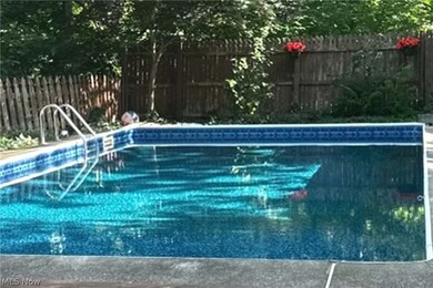 7659 River Rd, Olmsted Falls, OH 44138 - photo 6