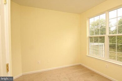 1595 Homeland Dr unit 3D, Sykesville, MD 21784 - photo 7