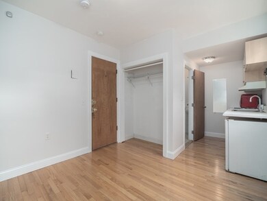 50 Columbus Ave unit 4, Somerville, MA 02143 - photo 4