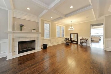 4914 N Seeley Ave, Chicago, IL 60625 - photo 2