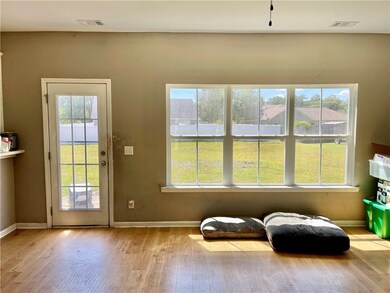 214 Victorian Lake Dr, Brunswick, GA 31525 - photo 5