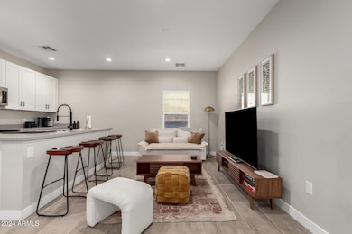 1908 W Lawrence Rd unit 2, Phoenix, AZ 85015 - photo 4