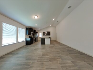 9821 Glen Brook Ln, Magnolia, TX 77354 - photo 4