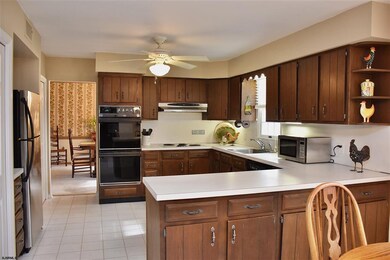 18 Black Oak Dr, Ocean View, NJ 08230 - photo 5