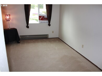 Bedroom, Primary