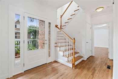 1711 Summit Glen Ln NE, Atlanta, GA 30329 - photo 3